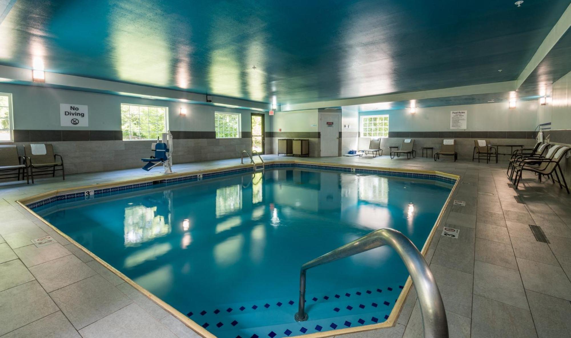 Holiday Inn Express & Suites Carmel North - Westfield By Ihg Εξωτερικό φωτογραφία